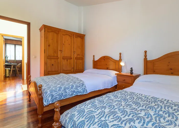 Costa De San Juan * Santa Cruz De Bezana